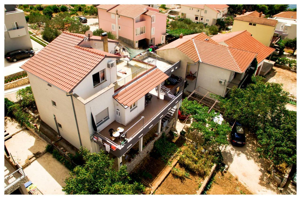 Apartments Ivan Perkov Tomas Bilo Primosten Exterior photo